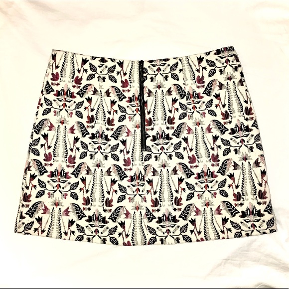 Topshop Mini Skirt, size 4 - Picture 3 of 4